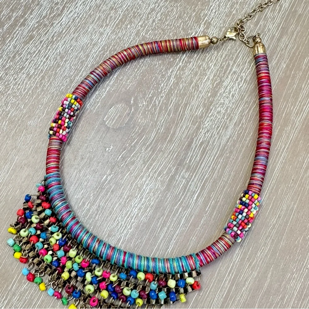 Colorful Beaded Necklace - Picture 2 of 9